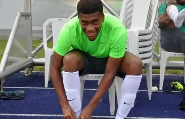 Iwobi’s father insists player will reject Barcelona to stay at Arsenal